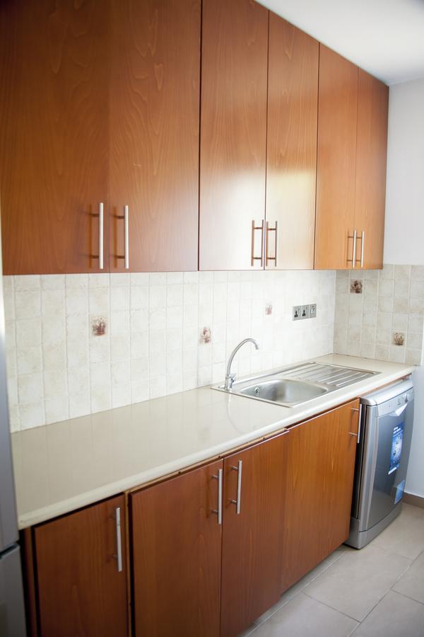 Villa Infinite Blu Paphos Bagian luar foto