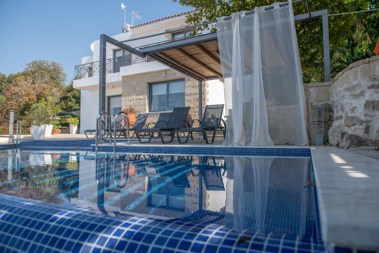 Villa Infinite Blu Paphos Bagian luar foto